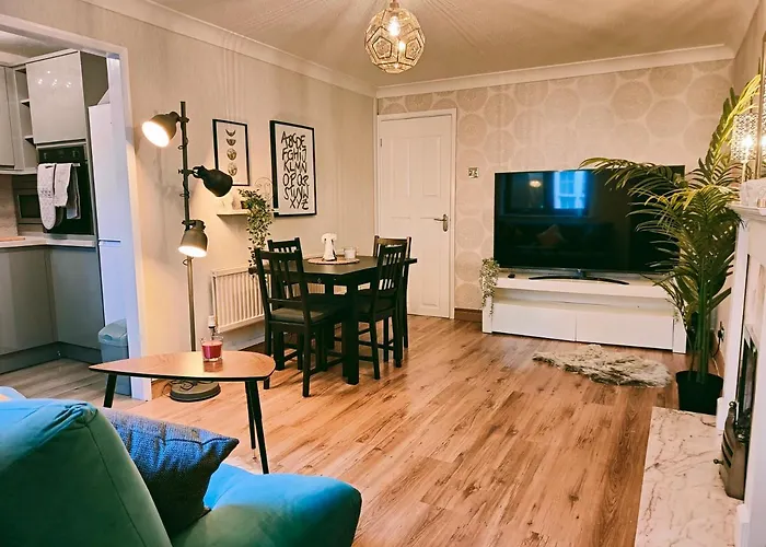 City Centre Apartment- Beautiful Old Town- With Parking Kingston upon Hull