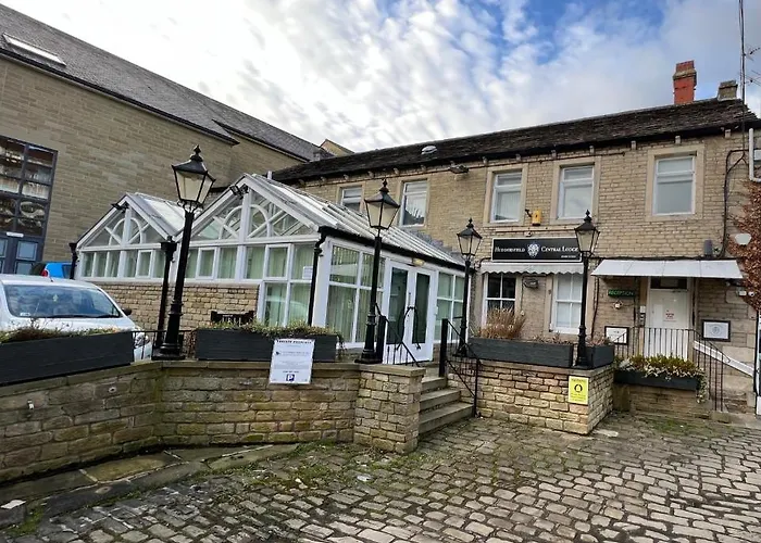 Huddersfield Hotels