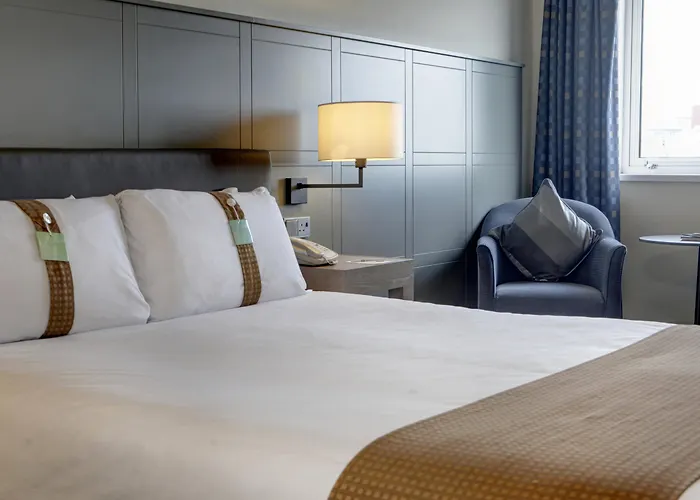 Kingston upon Hull hotels near Wilberforce House Museum
