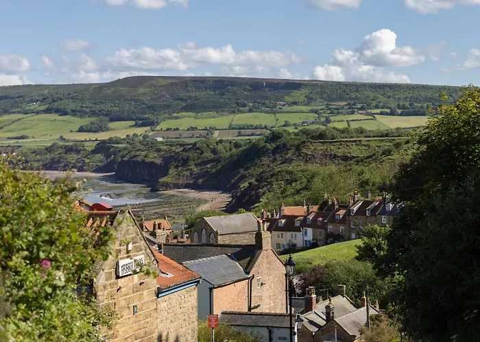 Robin Hood's Bay Hotels