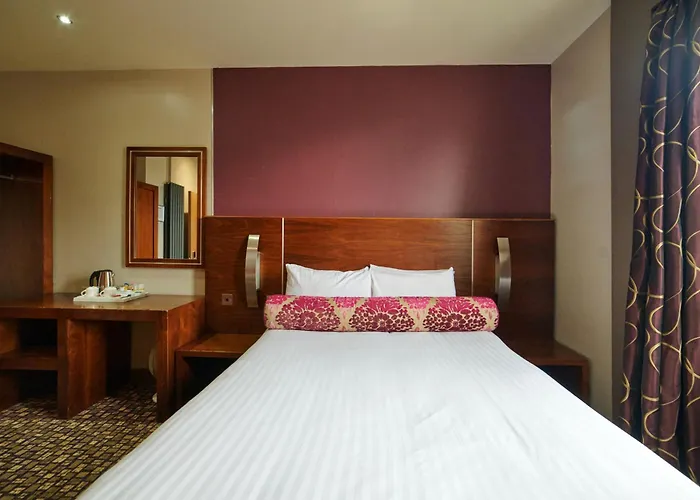 Sheffield Golf hotels