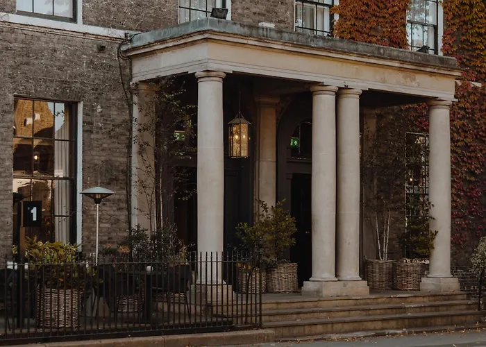 York hotels near York's Chocolate Story