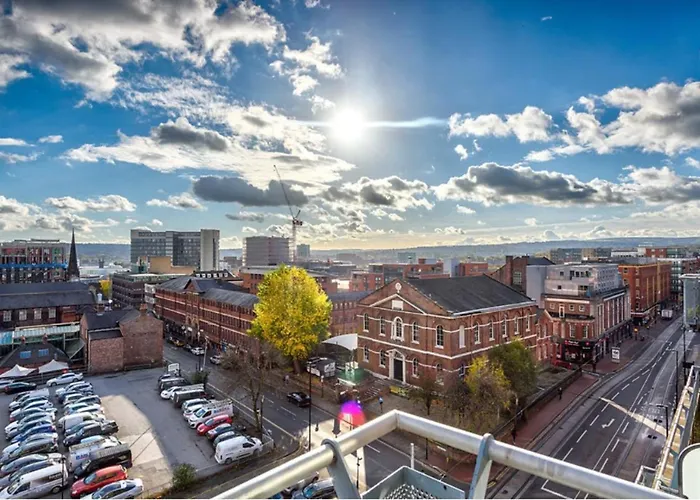 Igloo Viewpoint City Centre Stay & Free Parking Sheffield