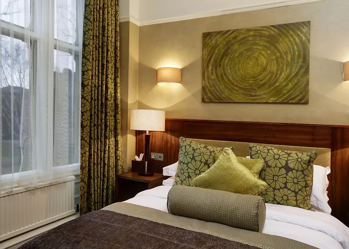 York hotels near Multangular Tower