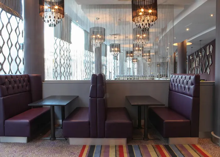 Leeds (West Yorkshire) hotels near The Victoria Quarter