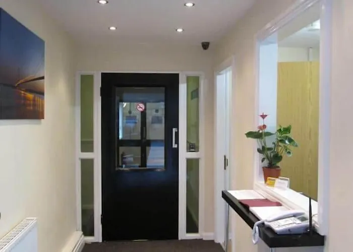 The Dorchester Hotel & Serviced Apartments Free Parking Kingston upon Hull