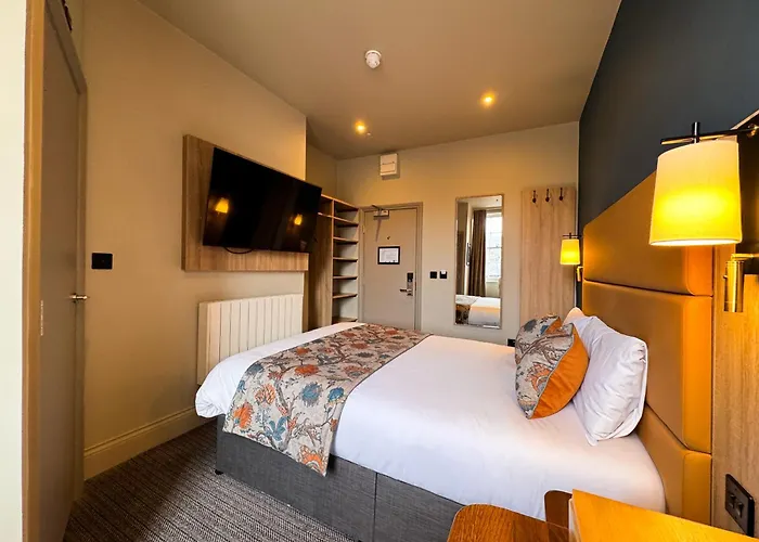 Royal Whitby Hotel