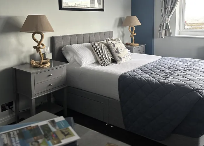 Pet friendly Salt On The Harbour Bed & Breakfast Bridlington