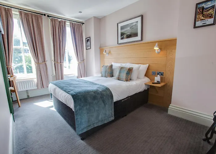 The Black Hat Ilkley