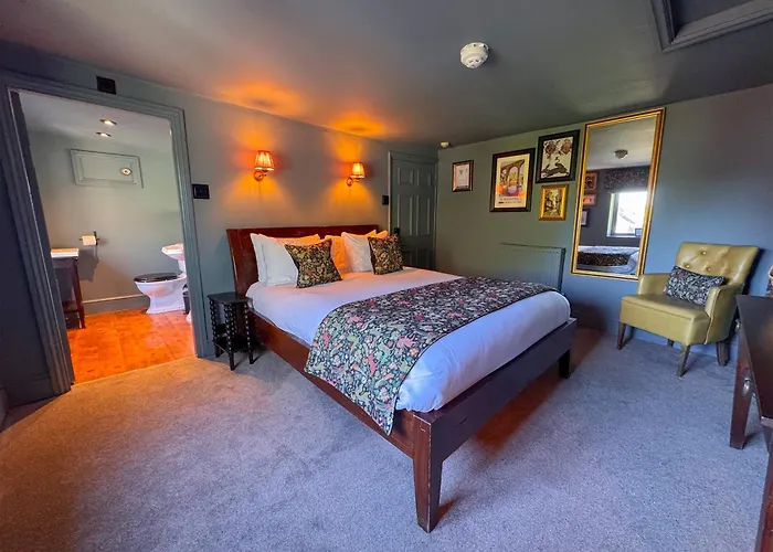 York 4 Star Hotels