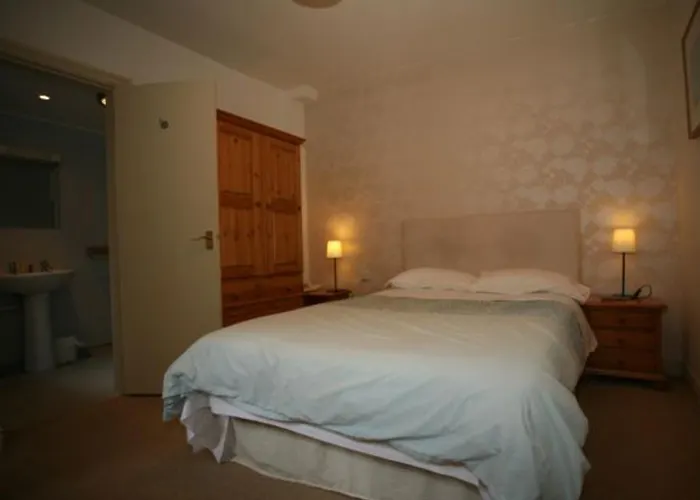Blossoms York Guesthouse