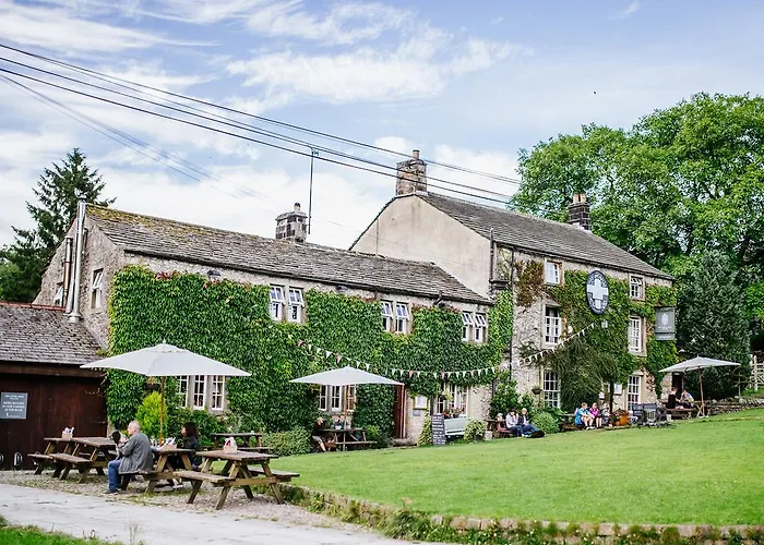 The Lister Arms Hotel Malham